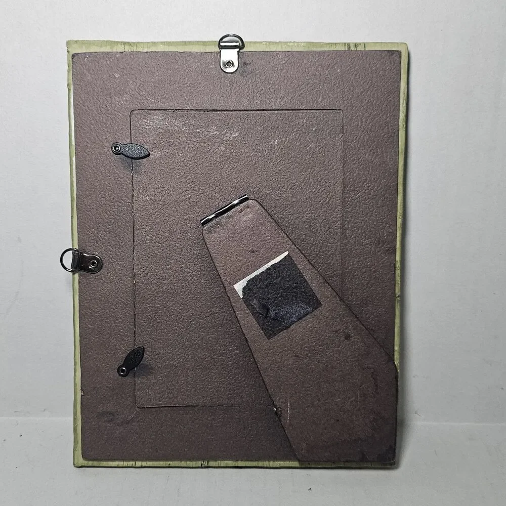 Decorative Rustic Primitive Textured Leaves Green Faux Stone Picture Frame